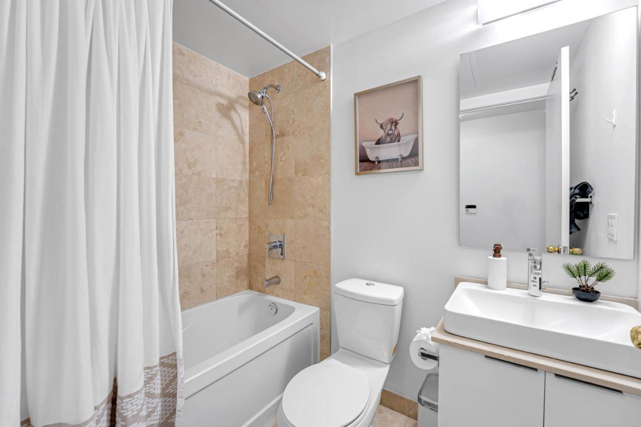 Holiday home Cozy Unit Near Scotiabank Arena, Mtcc & Rogers Centre Toronto